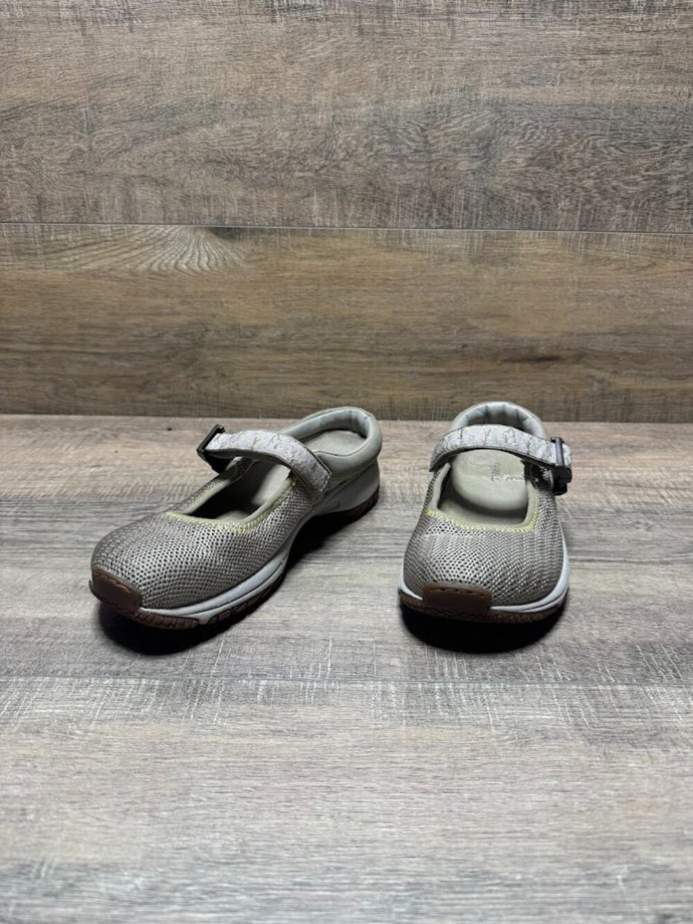 Merrell Encore Tan Mesh Mary Jane Shoes Women's Size 7